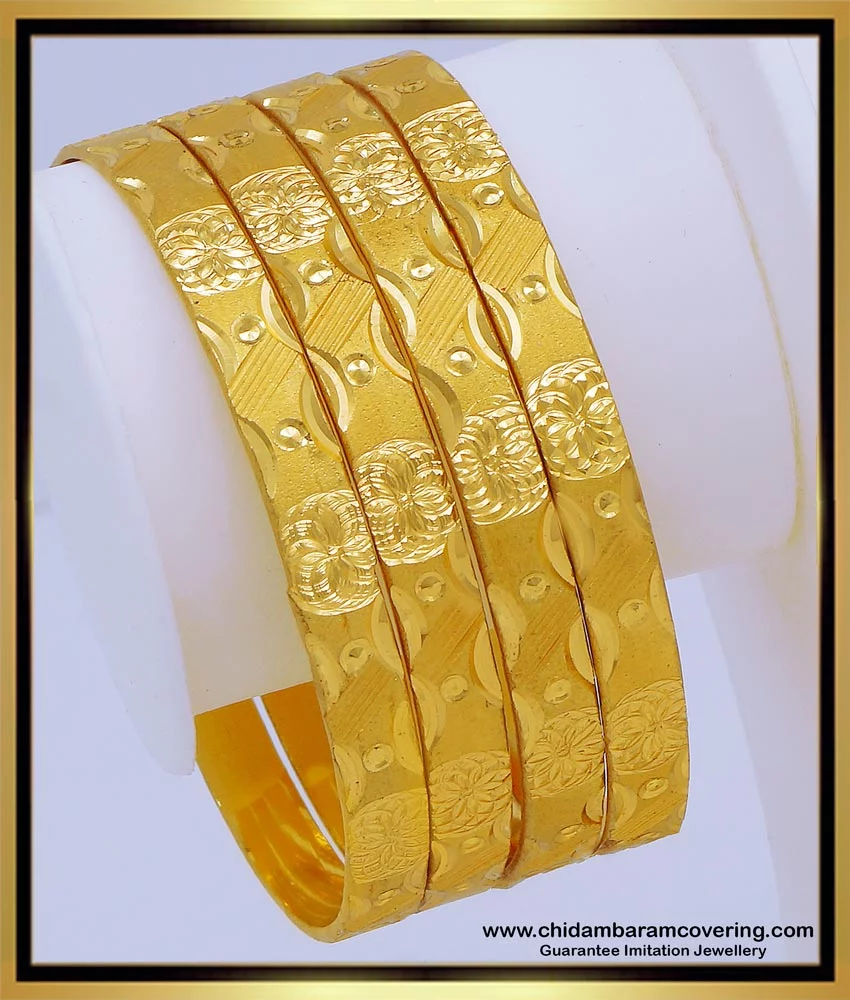 Buy Latest Golden Wedding Bangles For Ladies Online – Gehna Shop