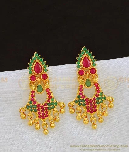Temple Jewellery Earrings | Temple jewellery earrings, Gold temple jewellery,  Temple jewellery