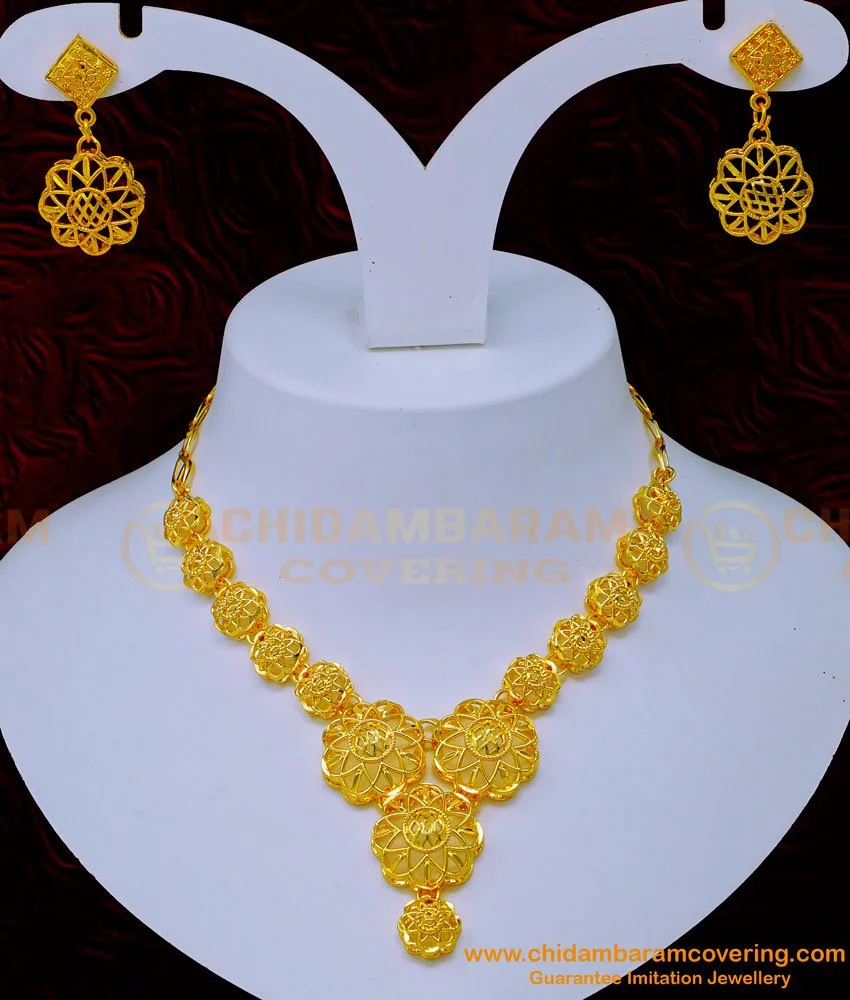 Buy Latest Light Weight Flower Design Dubai Necklace with Earrings ...