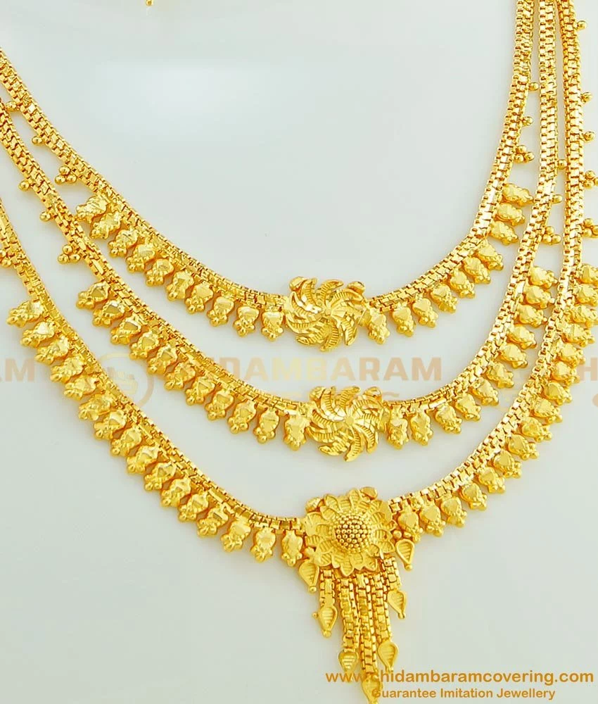 Van Cleef & Arpels Paris Diamonds Collar Necklace In Three colors 18Kt -  Ruby Lane
