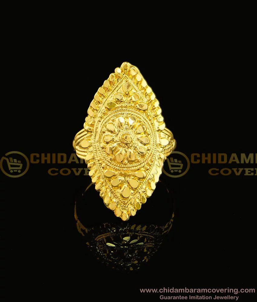 Star Design 22 KT Gold Ring